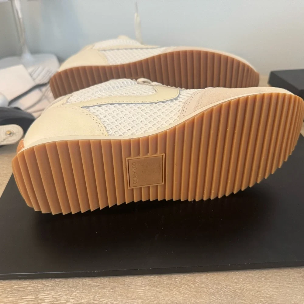 Dolce Vita Cream Mesh Sneakers - Picture 5 of 7